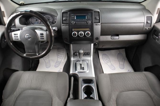 Nissan Navara (Frontier) II (D22) с пробегом 2012 года, цена 1 579 000 рублей, 303000 км, offers.body_type.unknown, Автокод Объявления