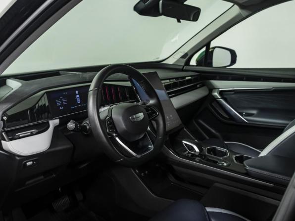 Geely Atlas II с пробегом 2024 года, цена 2 548 000 рублей, 63568 км, внедорожник, Автокод Объявления