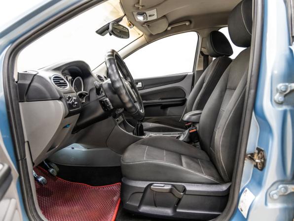 Ford Focus II Рестайлинг с пробегом 2008 года, цена 399 000 рублей, 327359 км, хэтчбек, Автокод Объявления