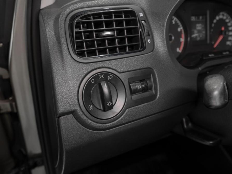 Volkswagen Polo V Рестайлинг Москва  - изображение 17