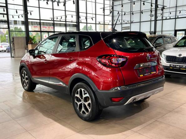 Renault Kaptur I Рестайлинг с пробегом 2020 года, цена 1 695 000 рублей, 127921 км, внедорожник, Автокод Объявления