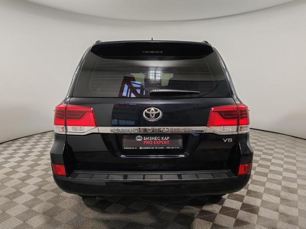 Toyota Land Cruiser 200 Series Рестайлинг 2 с пробегом 2018 года, цена 5 599 000 рублей, 230179 км, внедорожник, Автокод Объявления