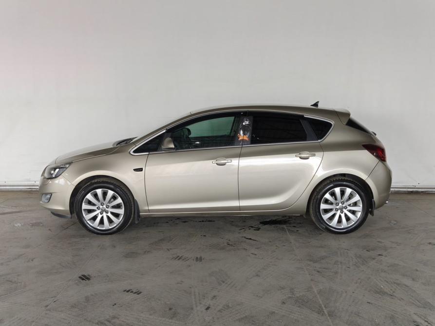 Opel Astra J Москва  - изображение 7