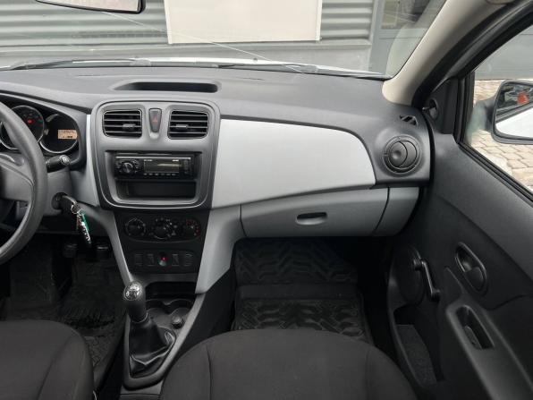Renault Logan II с пробегом 2014 года, цена 410 000 рублей, 130023 км, седан, Автокод Объявления