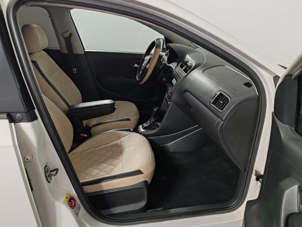 Volkswagen Polo V Рестайлинг с пробегом 2019 года, цена 1 199 000 рублей, 112007 км, седан, Автокод Объявления