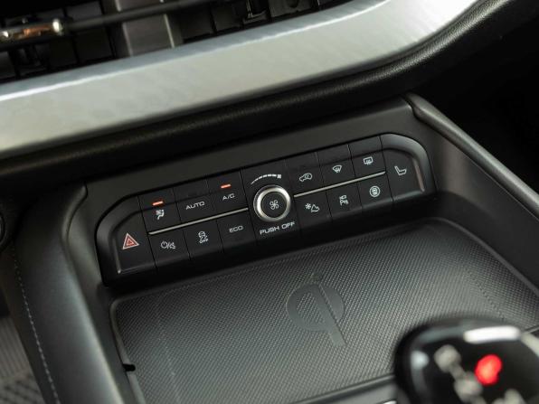 Haval F7 I Рестайлинг с пробегом 2023 года, цена 2 420 000 рублей, 57639 км, внедорожник, Автокод Объявления