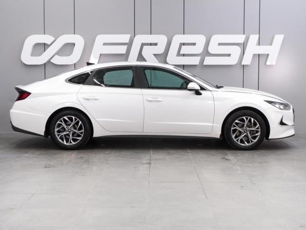 Hyundai Sonata VIII (DN8) с пробегом 2020 года, цена 2 491 000 рублей, 53303 км, седан, Автокод Объявления