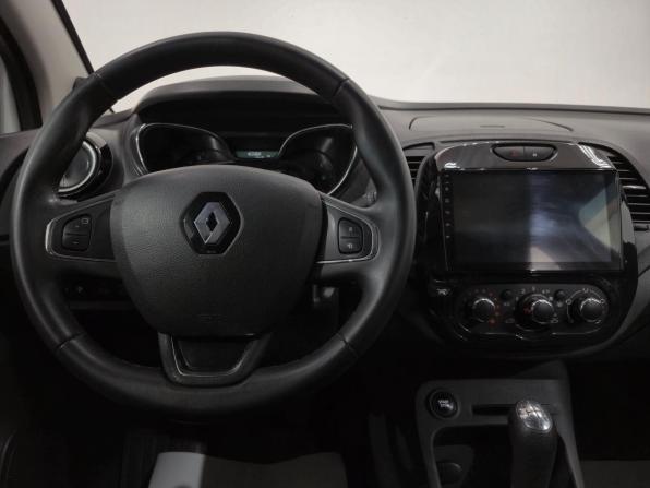 Renault Kaptur I с пробегом 2017 года, цена 1 250 000 рублей, 163337 км, внедорожник, Автокод Объявления