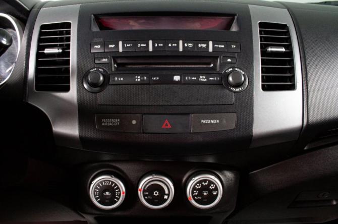 Mitsubishi Outlander II с пробегом 2007 года, цена 1 299 000 рублей, 218529 км, внедорожник, Автокод Объявления