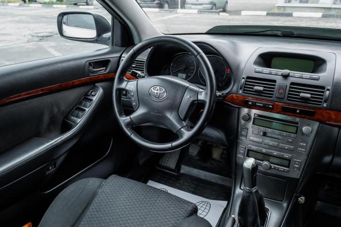 Toyota Avensis II с пробегом 2005 года, цена 473 000 рублей, 308254 км, седан, Автокод Объявления