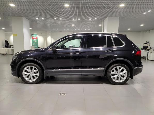 Volkswagen Tiguan II с пробегом 2017 года, цена 2 520 000 рублей, 107647 км, внедорожник, Автокод Объявления