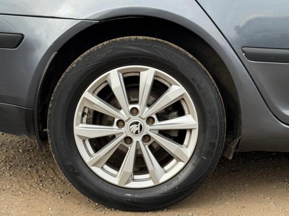 Skoda Octavia II (A5) Рестайлинг с пробегом 2008 года, цена 484 000 рублей, 220361 км, лифтбек, Автокод Объявления