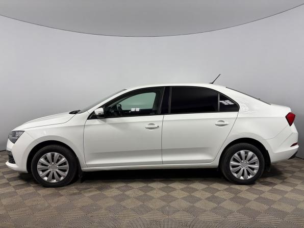 Skoda Rapid II с пробегом 2020 года, цена 1 770 000 рублей, 72048 км, лифтбек, Автокод Объявления
