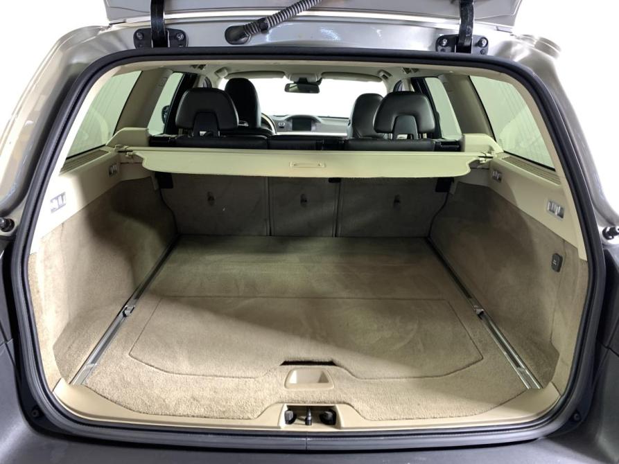 Volvo XC70 II Москва  - изображение 19