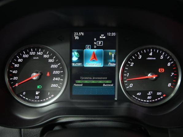 Mercedes-Benz C-Класс IV (W205) Рестайлинг с пробегом 2018 года, цена 2 450 000 рублей, 85739 км, седан, Автокод Объявления