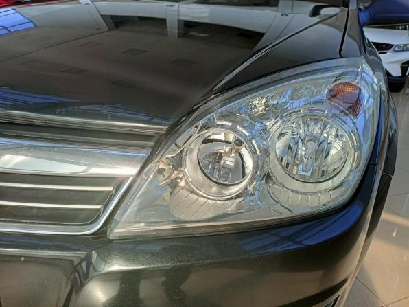 Opel Astra H Рестайлинг с пробегом 2012 года, цена 570 000 рублей, 189000 км, седан, Автокод Объявления