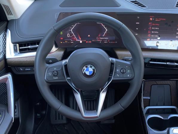 BMW X1 III (U11/U12) с пробегом 2024 года, цена 5 449 000 рублей, 132 км, внедорожник, Автокод Объявления