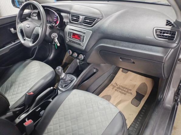 Kia Rio III Рестайлинг с пробегом 2015 года, цена 788 300 рублей, 152550 км, седан, Автокод Объявления