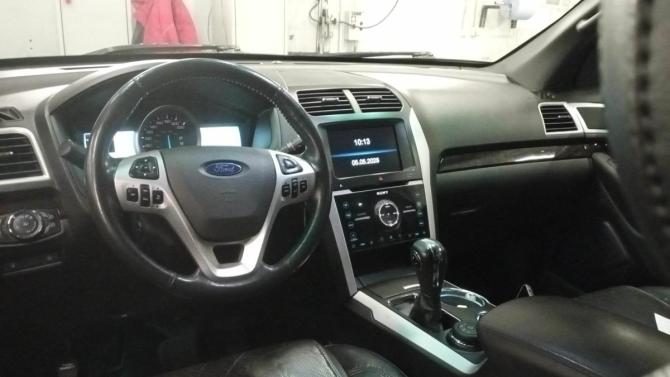 Ford Explorer V с пробегом 2013 года, цена 1 440 000 рублей, 263910 км, внедорожник, Автокод Объявления