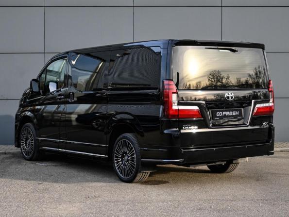 Toyota HiAce H300 с пробегом 2020 года, цена 7 520 000 рублей, 87017 км, минивэн, Автокод Объявления