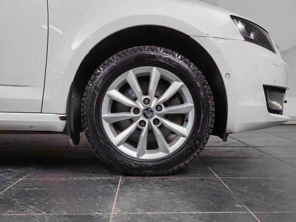 Skoda Octavia III (A7) с пробегом 2015 года, цена 1 485 000 рублей, 130777 км, лифтбек, Автокод Объявления