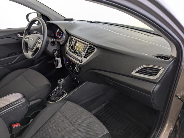 Hyundai Solaris II Рестайлинг с пробегом 2022 года, цена 1 590 000 рублей, 107838 км, седан, Автокод Объявления