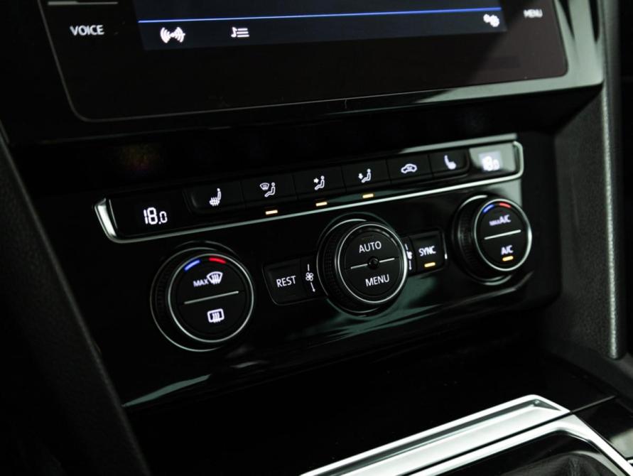 Volkswagen Passat B8 Санкт-Петербург  - изображение 19