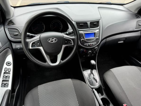 Hyundai Solaris I с пробегом 2014 года, цена 1 069 000 рублей, 143780 км, седан, Автокод Объявления
