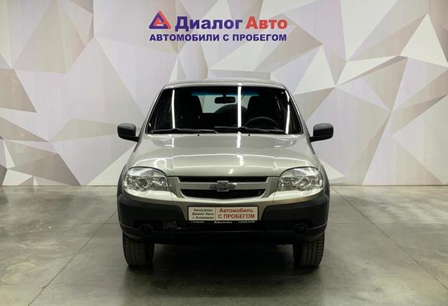 Chevrolet Niva I Рестайлинг с пробегом 2016 года, цена 640 000 рублей, 176594 км, внедорожник, Автокод Объявления