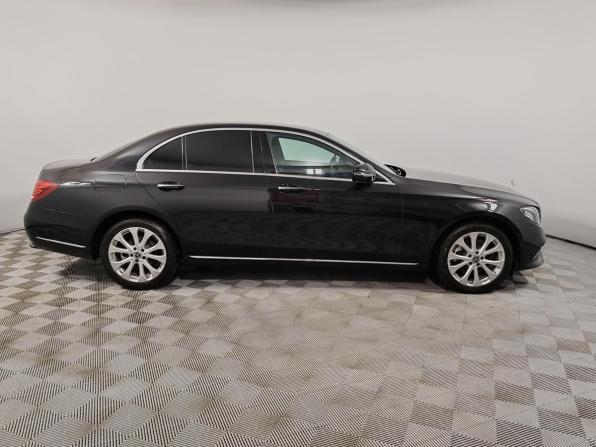 Mercedes-Benz E-Класс V (W213 S213 C238) с пробегом 2019 года, цена 3 100 000 рублей, 82755 км, седан, Автокод Объявления