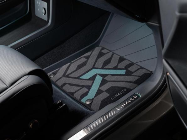 Новый Lynk &amp; Co 900 2026 года, цена 8 350 000 рублей, внедорожник, Автокод Объявления