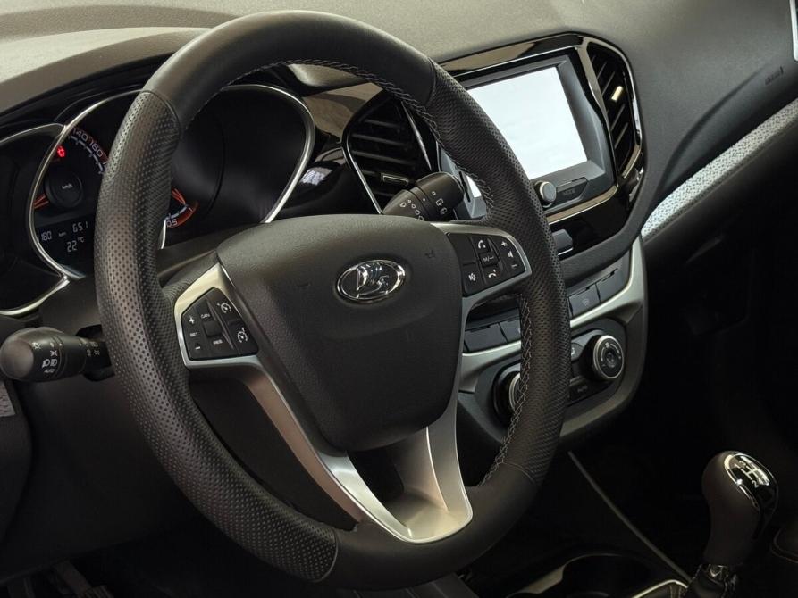 Lada (ВАЗ) Vesta I Москва  - изображение 12