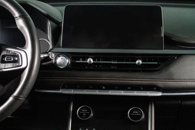 Chery Tiggo 8 I с пробегом 2023 года, цена 2 449 000 рублей, 37000 км, внедорожник, Автокод Объявления