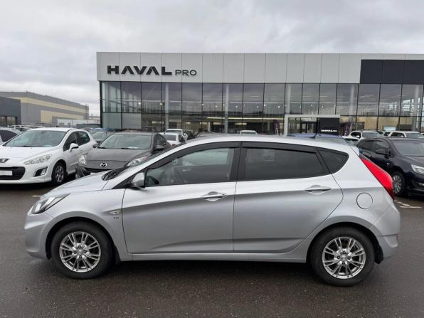 Hyundai Solaris I с пробегом 2012 года, цена 750 000 рублей, 73611 км, хэтчбек, Автокод Объявления