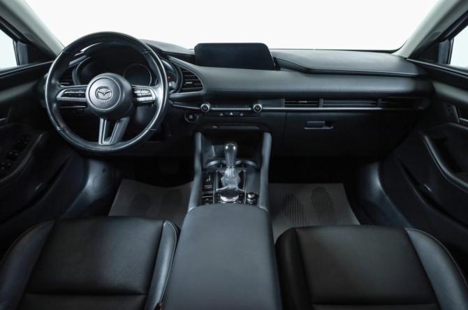 Mazda 3 IV (BP) с пробегом 2020 года, цена 1 899 000 рублей, 40224 км, седан, Автокод Объявления