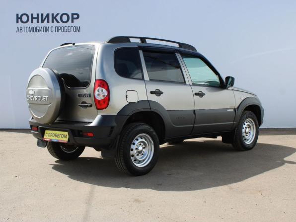 Chevrolet Niva I Рестайлинг с пробегом 2017 года, цена 789 000 рублей, 93208 км, внедорожник, Автокод Объявления