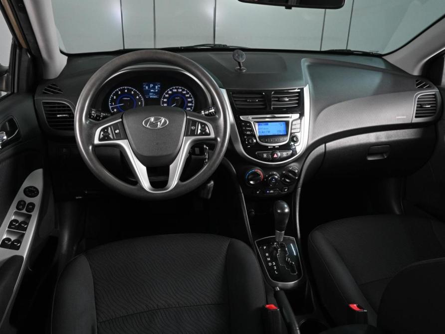 Hyundai Solaris I Ростов-на-Дону  - изображение 6