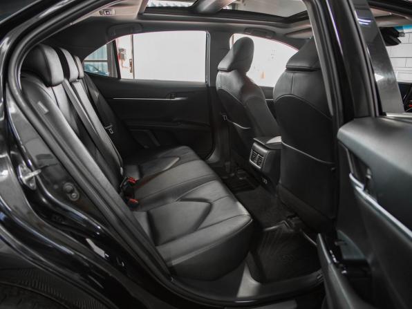 Toyota Camry VIII (XV70) Рестайлинг с пробегом 2022 года, цена 3 149 000 рублей, 98845 км, седан, Автокод Объявления