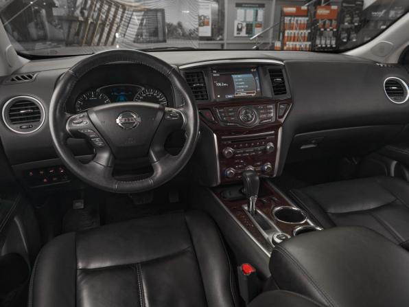 Nissan Pathfinder IV с пробегом 2016 года, цена 1 749 000 рублей, 138800 км, внедорожник, Автокод Объявления