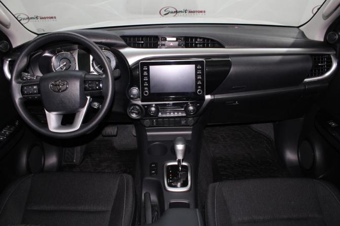 Toyota Hilux VIII Рестайлинг 2 с пробегом 2025 года, цена 7 400 000 рублей, 132 км, offers.body_type.unknown, Автокод Объявления