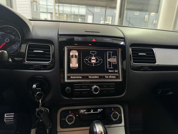 Volkswagen Touareg II с пробегом 2012 года, цена 2 130 000 рублей, 327269 км, внедорожник, Автокод Объявления