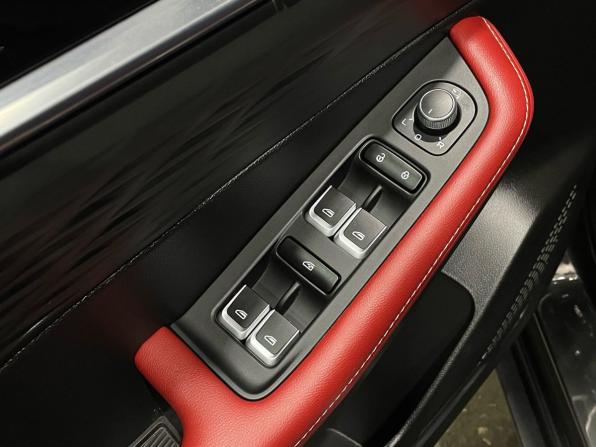 Geely Coolray I Рестайлинг с пробегом 2024 года, цена 1 898 000 рублей, 8500 км, внедорожник, Автокод Объявления