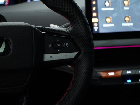 Changan UNI-V I с пробегом 2022 года, цена 2 097 444 рубля, 46412 км, лифтбек, Автокод Объявления