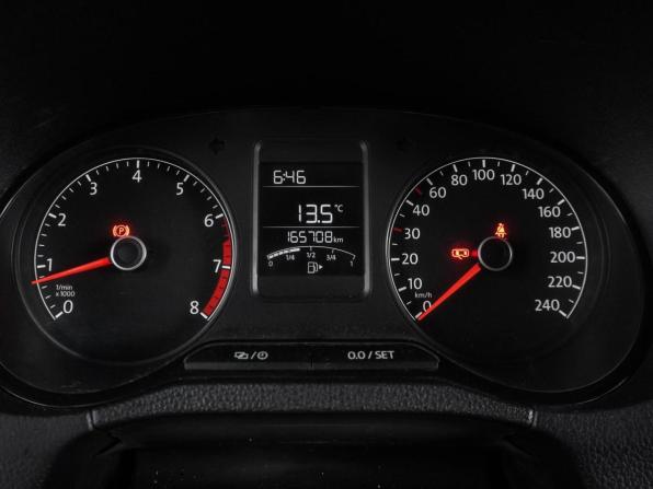 Volkswagen Polo V Рестайлинг с пробегом 2016 года, цена 999 000 рублей, 165708 км, седан, Автокод Объявления