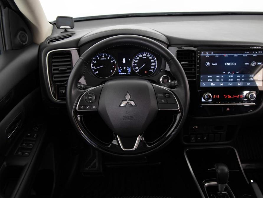 Mitsubishi Outlander III Рестайлинг 3 Санкт-Петербург  - изображение 11