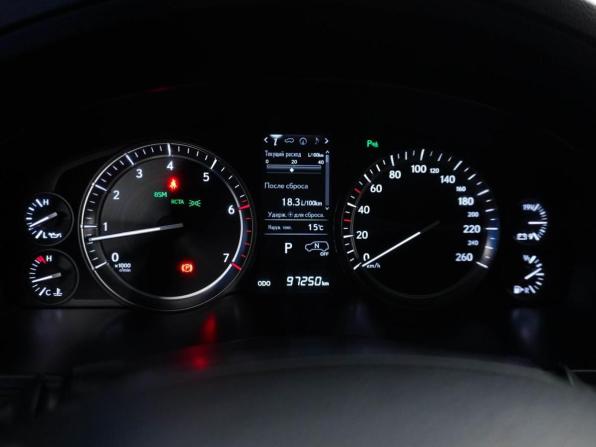 Lexus LX III Рестайлинг 2 с пробегом 2017 года, цена 7 499 077 рублей, 97250 км, внедорожник, Автокод Объявления