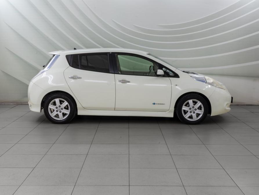 Nissan Leaf I (ZE0/AZE0) Волгоград  - изображение 7