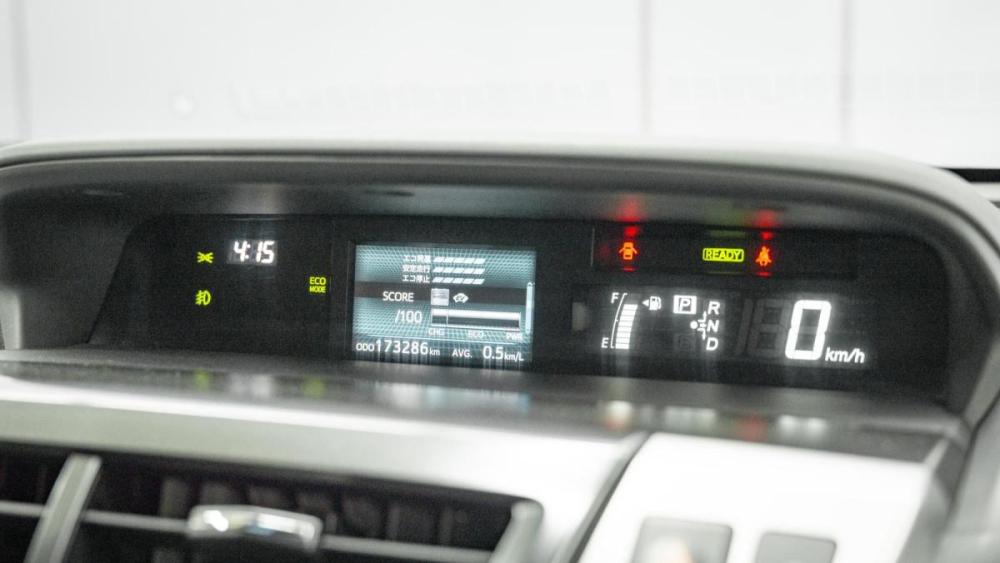 Toyota Prius Alpha I (ZVW40/41) Рестайлинг Благовещенск  - изображение 26