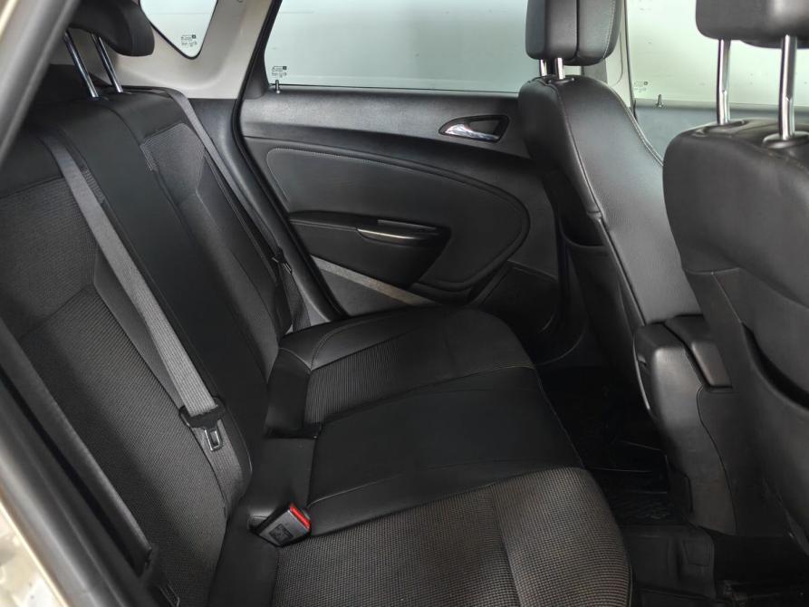 Opel Astra J Москва  - изображение 10