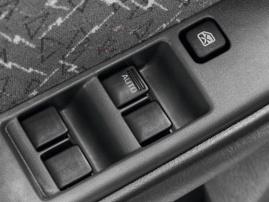 Nissan Primera II (P11) Екатеринбург  - изображение 18